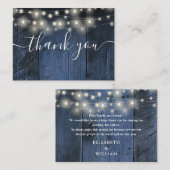 Blue Rustic Wood String Lights Wedding Dank je Plaatskaartje (Voorkant / Achterkant)