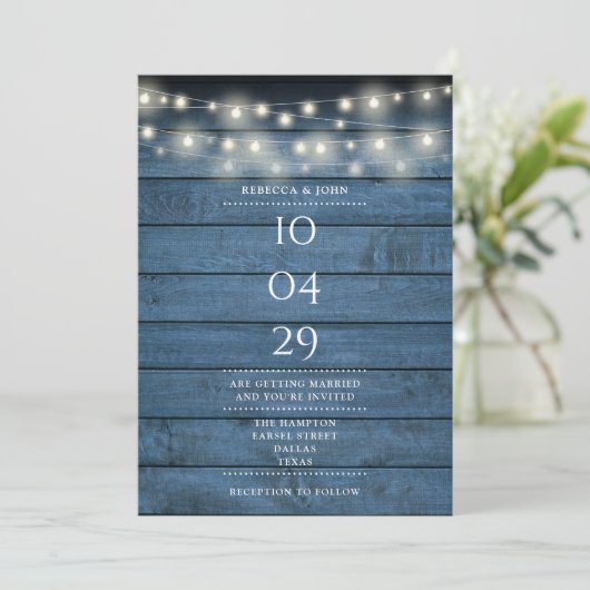 Blue Rustic Wood String Lights Wedding Date Kaart (Staand voorkant)