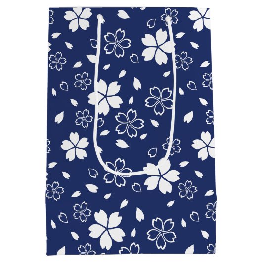 Blue Sakura Pattern Medium Cadeauzakje (Achterkant)