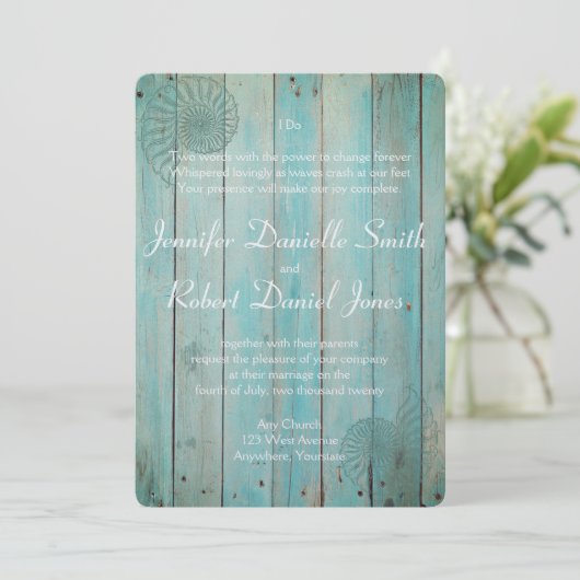 Blue Seashell op Wood Beach bruiloft Kaart (Staand voorkant)