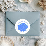 Blue Seashells Custom Vrijgezellenfeest Wedding Ronde Sticker<br><div class="desc">Klik op "personaliseren" om uw eigen informatie toe te voegen, de tekst, het lettertype en de kleuren van deze aanpasbare sticker te wijzigen. Hand getekend door mij voor jou. Kijk in mijn winkel voor meer design, plus bijpassende items zoals bruidsdoucheuitnodigingen, papieren bekers en borden, inpakpapier, visitekaartjes, loyaliteitskaarten, kortingskaarten, cadeaubonnen en...</div>