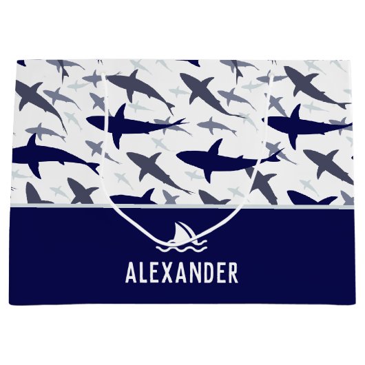 Blue Shark Pattern met naam Boy Birthday Party Groot Cadeauzakje (Voorkant)