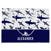 Blue Shark Pattern met naam Boy Birthday Party Groot Cadeauzakje (Achterkant)
