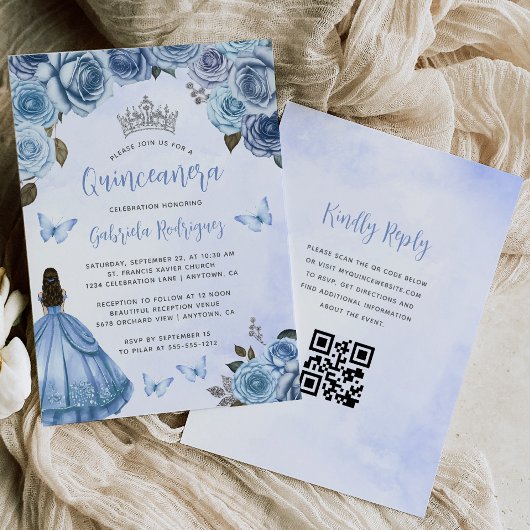 Blue Silver Floral Waterverf QR Code Quinceañera Kaart