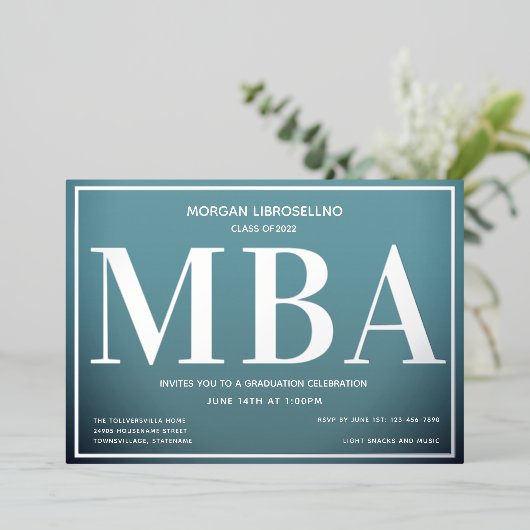 Blue Silver MBA Afstuderen Folie Uitnodiging (Staand Voorkant)