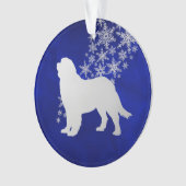 Blue Silver Snowflake Newfoundland Dog Round Ornament (voorkant)