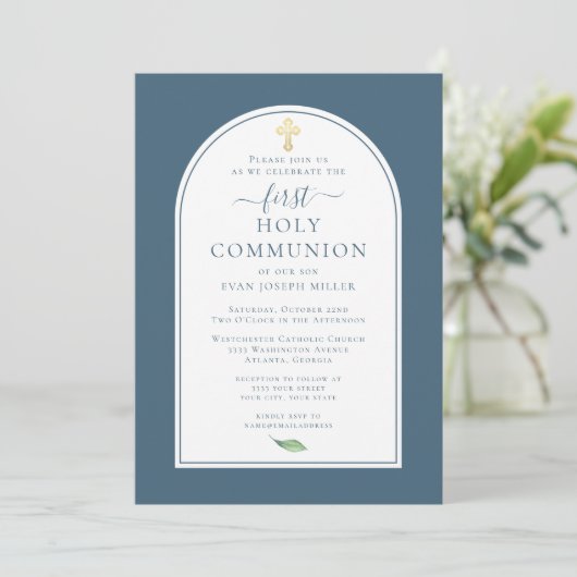 Blue Simple Gold Cross First Heilige Communie Kaart (Staand voorkant)