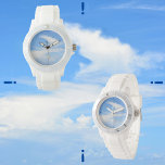 Blue Sky en Swirling Cloud Horloge<br><div class="desc">Een ronddraaiende witte wolk in de blauwe hemel is een tijdige herinnering aan het feit dat de hemel de grens is. Dit afbeelding is originele natuur fotografie door JLW_PHOTOGRAPHY.</div>