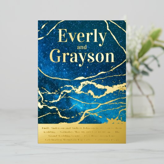 Blue Sky Galaxy Agate Marble Gold Wedding Folie Uitnodiging (Staand Voorkant)