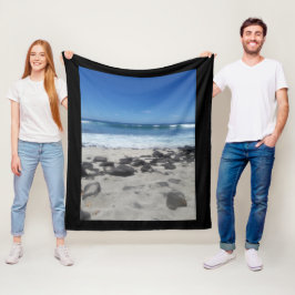 Blue Sky Ocean Lava Rocks Fleece Deken