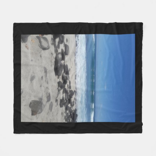 Blue Sky Ocean Lava Rocks Fleece Deken (Voorkant (Horizontaal))