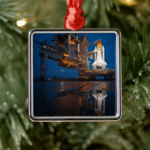 Blue Sky voor Space Shuttle Atlantis Lancering Metalen Ornament