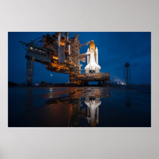 Blue Sky voor Space Shuttle Atlantis Lancering Poster (Voorkant)
