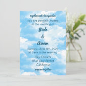 Blue Sky Wolken Bruiloft uitnodiging (Staand voorkant)