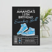 Blue Sneaker Ball Birthday Uitnodiging (Staand voorkant)