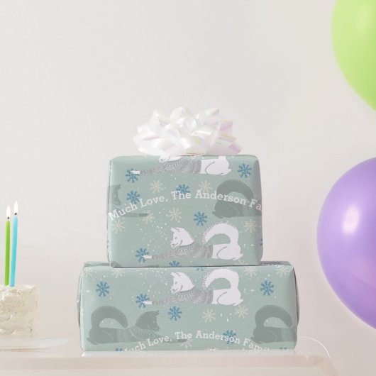 Blue Snowflake Family Name Shiba in Aztec Sweater Cadeaupapier (Feestgeschenken)