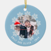 Blue Snowflake Lijst Couple Keepomwille Foto Keramisch Ornament (Voorkant)