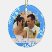 Blue Snowflake Ons eerste kerstfoto-Ornament Keramisch Ornament (Links)