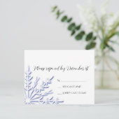 Blue Snowflake op White Winter Wedding RSVP Kaartje (Staand voorkant)
