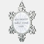 Blue Snowflake Winter Verloving Tin Sneeuwvlok Ornament (Rechts)