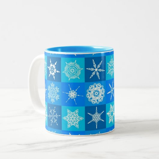 Blue Snowflakes Patroon Tweekleurige Koffiemok (Voorkant links)