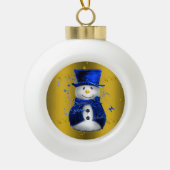 Blue Snowman op Gold Kerstmis Keramische Bal Ornament (Voorkant)