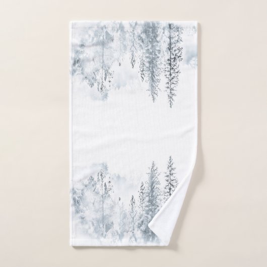 Blue Snowy Winter Trees Bad Handdoek (Handdoek)