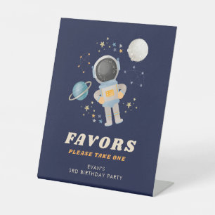 Blue Space Astronaut Birthday Favors Sign Reclamebord Met Voetstuk