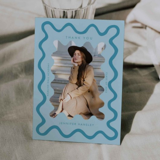 Blue Squiggly Wavy Lijst Afstuderen Dank u Aankondiging