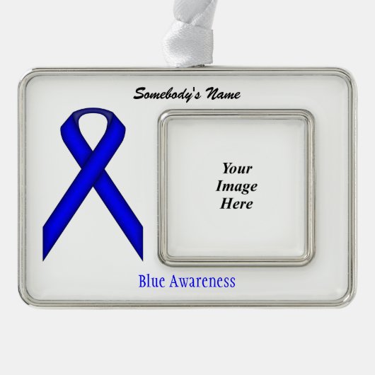 Blue Standard Ribbon Tmpl (H-O) van Kenneth Yoncic Verzilverd Omlijst Ornament (Voorkant)