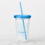 Blue Stars Monogrammed Kinder Boys Birthday Party Acryl Drinkbeker<br><div class="desc">Aangepast, gepersonaliseerd, elegant, donkerblauw typografisch script, leuke, stijlvolle trendy lichtblauwe sterren met een achtergrond, stijlvol, monogrammed, licht, duurzaam, draagbaar, zweetbestendig dubbelwandig ontwerp, BPA-vrije acryltumbler. Typ gewoon het type jouw naam / kinder naam / familienaam / bedrijfsnaam om aan te passen. Maakt een groot geschenk voor verjaardag, afstuderen, vaders dag, kerst,...</div>