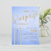 Blue Surprise verjaardagsuitnodiging - Gold Candle Kaart (Staand voorkant)