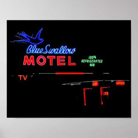 Blue Swallow Motel Neon Sign, Tucumcari, N.M. Poster (Voorkant)