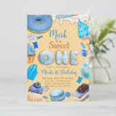 Blue Sweet One 1st Birthday Boy Uitnodiging (Staand voorkant)