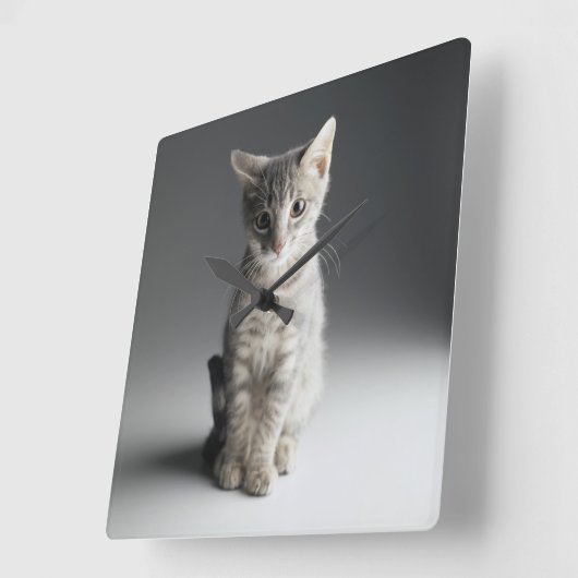 Blue Tabby Kitten Vierkante Klok (Hoek)