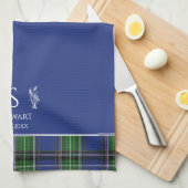 Blue Tartan Plaid Gepersonaliseerd naam Monogram Theedoek (Quarter Fold)