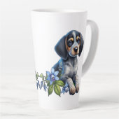 Blue Tick Hound Puppy met delicate blauwe bloemen Latte Mok (Rechterhoek)