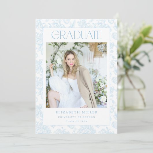 Blue Toile Afstuderen Aankondiging Kaart Uitnodige (Staand voorkant)