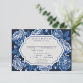Blue Toile de Jouy Peony Wedding RSVP Informatiekaartje (Staand voorkant)