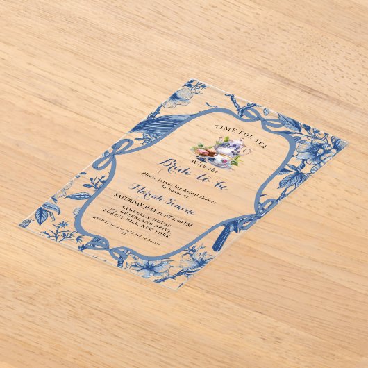 Blue Toile de Jouy Tea Party Vrijgezellenfeest Acryl Uitnodigingen (Laagn)