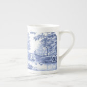 Blue Toile Franse Pastoral Bridge Boat  Porselein Kop (Rechts)