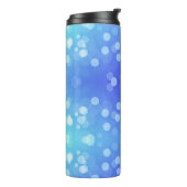 Blue travel mug with a black lid  thermosbeker (Gedraaid links)