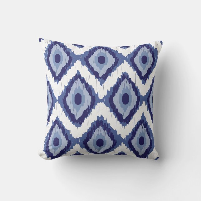 Blue Tribal Ikat Diamond White Chevron Kussen (Voorkant)