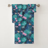 Blue Tropical Flower Garden Pattern Bad Handdoek (Insitu)