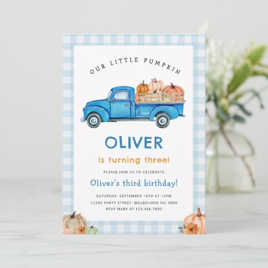 Blue Truck & Pumpkin Herfst Boerderij Gingham Verj Kaart (Staand voorkant)