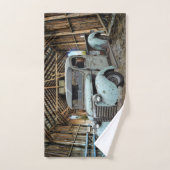  Blue Truck Rustic Barn Handdoek (Handdoek)