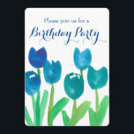 Blue Tulip Waterverf Flowers 90ste verjaardagsfees Kaart<br><div class="desc">Een  90e verjaardagsfeestuitnodiging versierd met een tuin van tulpenbloemen met de hand geschilderd in verschillende tinten van blauwe waterverf en lentegroene bladeren. Een  bloemenuitnodiging die u kunt aanpassen aan uw behoeften.</div>