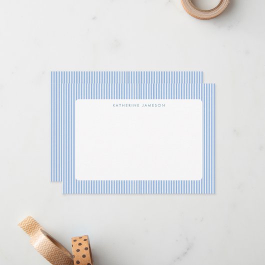Blue Vertical Stripes Coastal Monogram Notitiekaartje (Voorkant / Achterkant in situ)