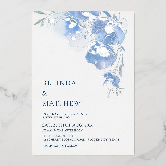 Blue Watercolor Flowers White Silver Folie Uitnodiging (Voorkant)