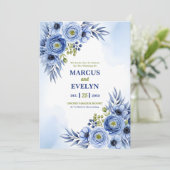 Blue Watercolor Wildflower Wedding Invitation Card Kaart (Staand voorkant)